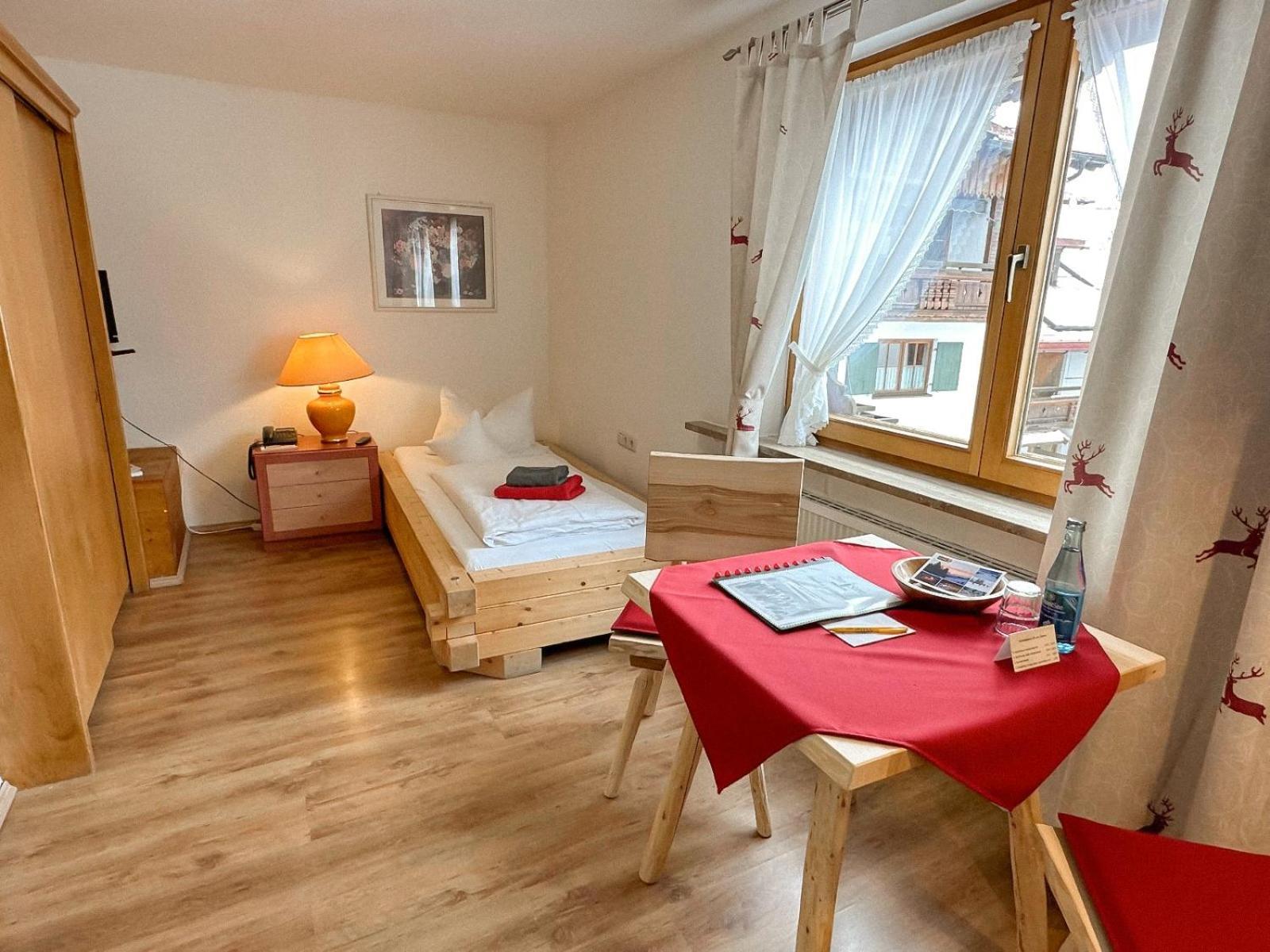 Hotel Zum Senn - Garni
